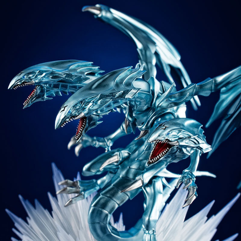 MONSTERS CHRONICLE Yu-Gi-Oh! Duel Monsters Blue-Eyes Ultimate Dragon Complete Figure