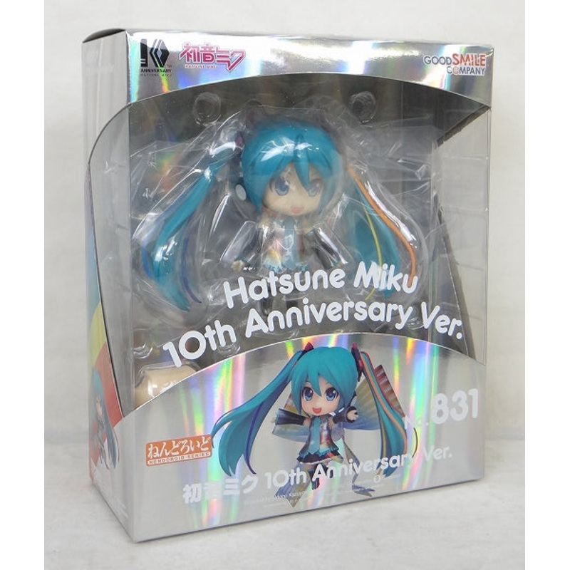 Nendoroid No.831 Hatsune Miku 10th Anniversary ver.