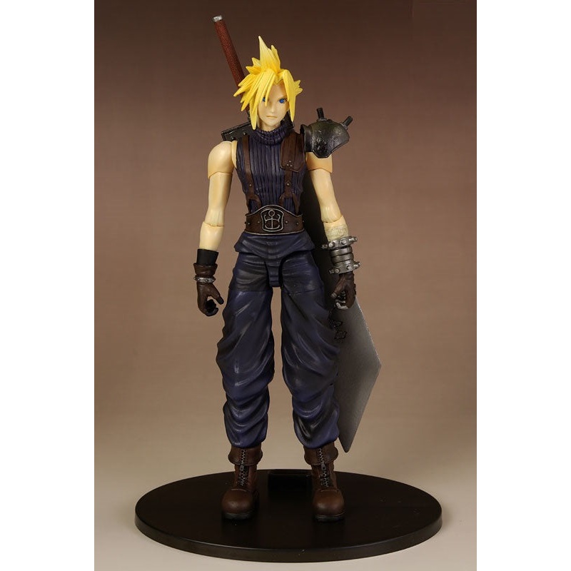 Final Fantasy VII – Play Arts: Cloud Strife