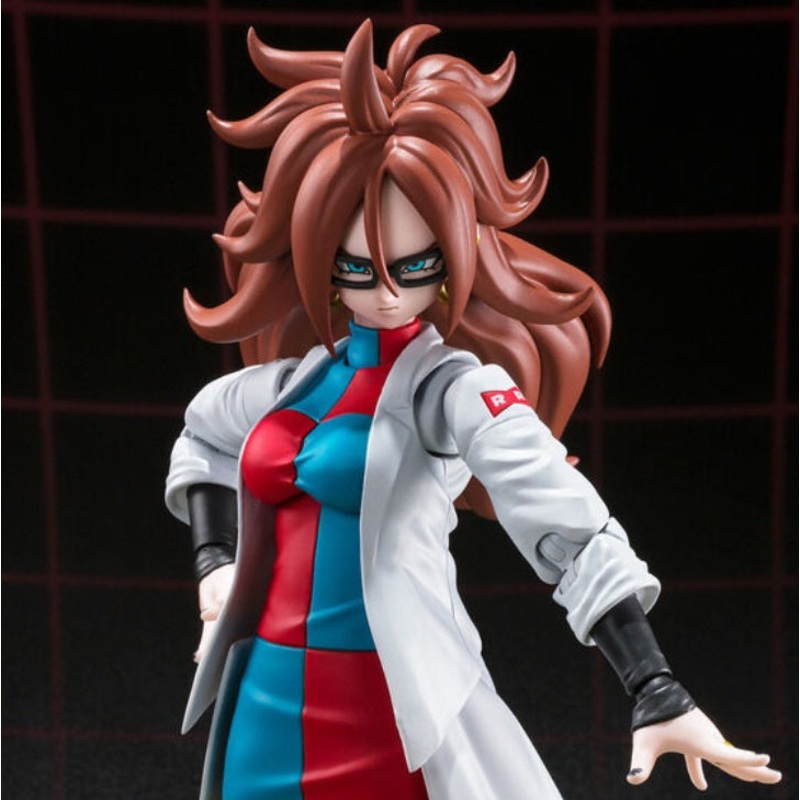 S.H.Figuarts Dragon Ball Fighters Android 21 (Lab Coat)