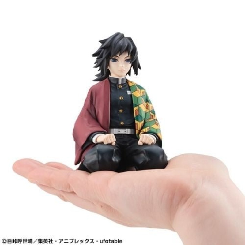 G.E.M. Series Demon Slayer: Kimetsu no Yaiba Palm Size Giyu Complete Figure