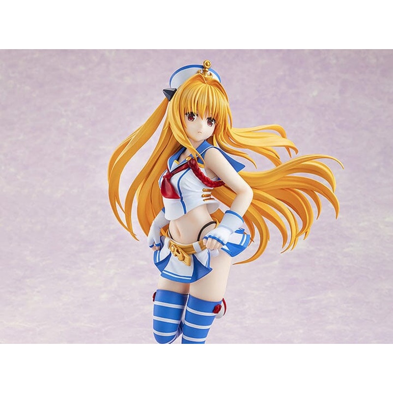 To Love-Ru Darkness Golden Darkness (Breezy Seaside Ver.) 1/7 Scale Figure