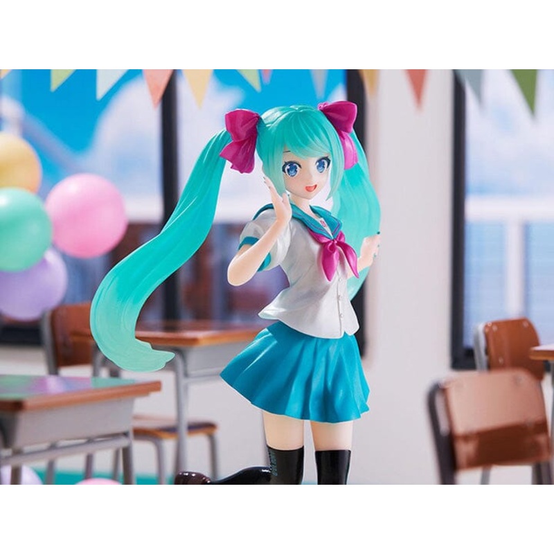Vocaloid Luminasta Hatsune Miku (16th Anniversary KEI Ver.) Figure