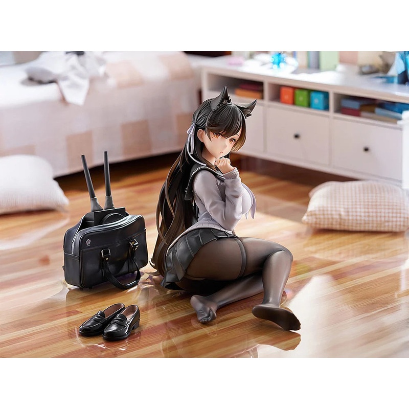 Azur Lane Atago (School Traumerei Ver.) Figure