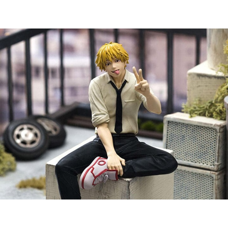 Chainsaw Man Denji Premium Perching Figure