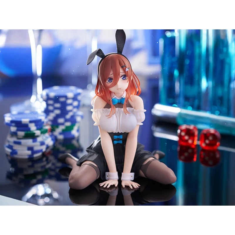 The Quintessential Quintuplets Desktop Cute Miku Nakano (Bunny Ver.) Figure