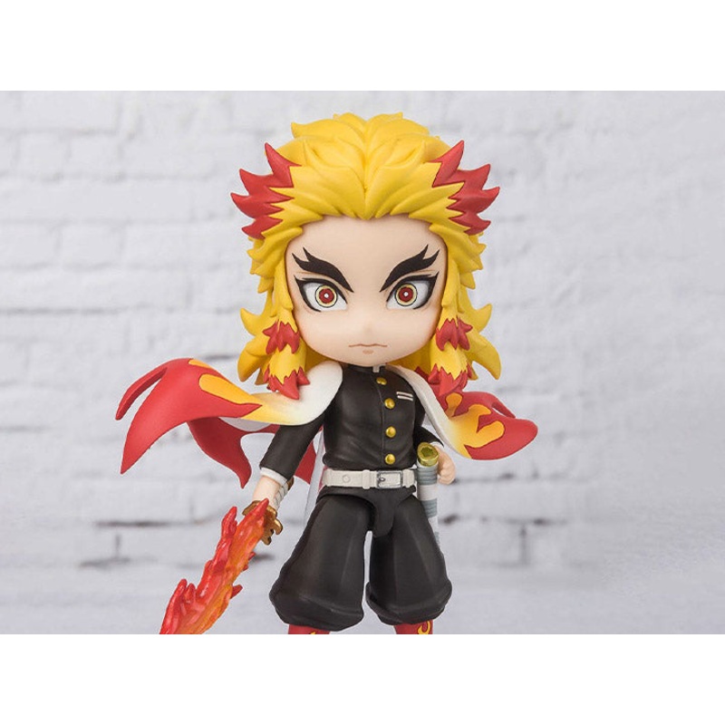 Demon Slayer: Kimetsu no Yaiba Figuarts mini Kyojuro Rengoku (Flame Breathing Ver.)