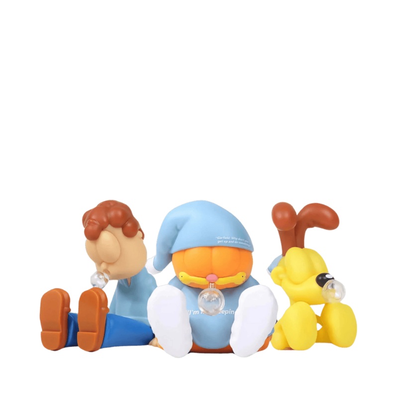 Sleeping Garfield Family Figure By ZCWO