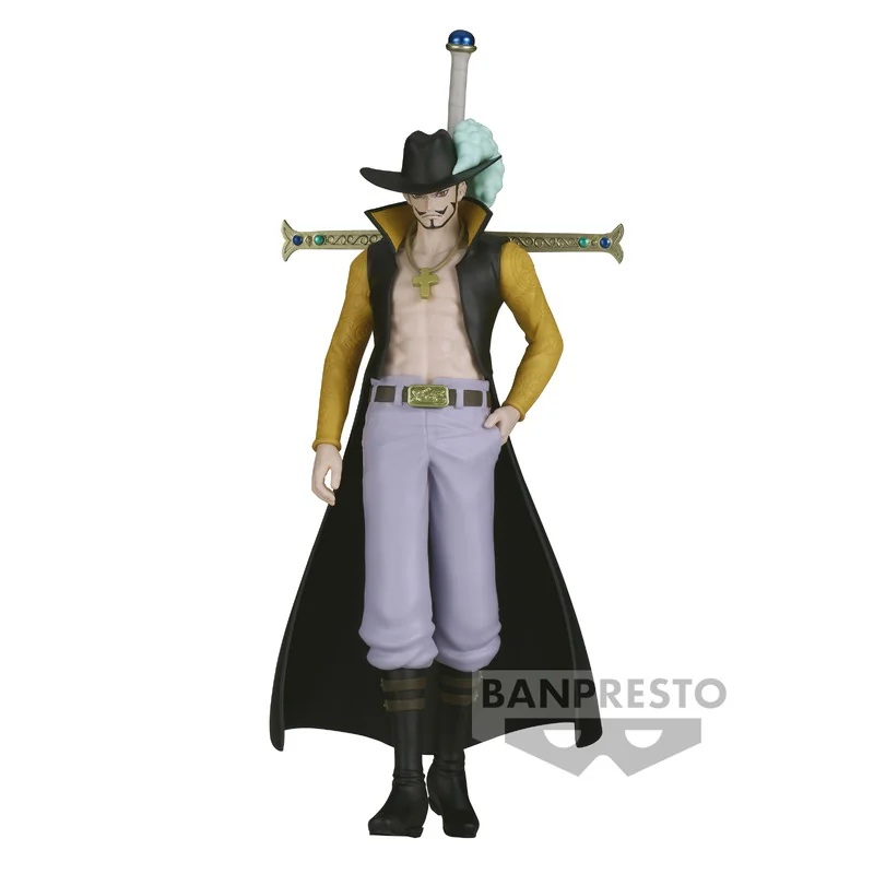 One Piece The Shukko Dracule Mihawk Figure Figurine