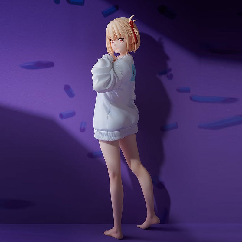 [Pre-Order] Phat Company Lycoris Recoil Chisato Nishikigi (Oversized Sweatshirt Ver.) 1/7 Scale Figure