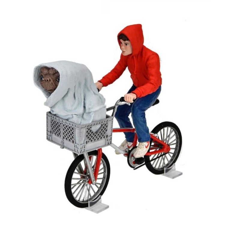 ET 40th Anniversary ET & Elliot On Bike 7″ Ultimate Action Figure by Neca