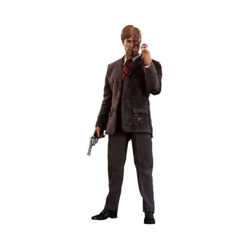 Hot Toys : Harvey Dent (Two-Face) The Dark Knight Toy Fair 2019